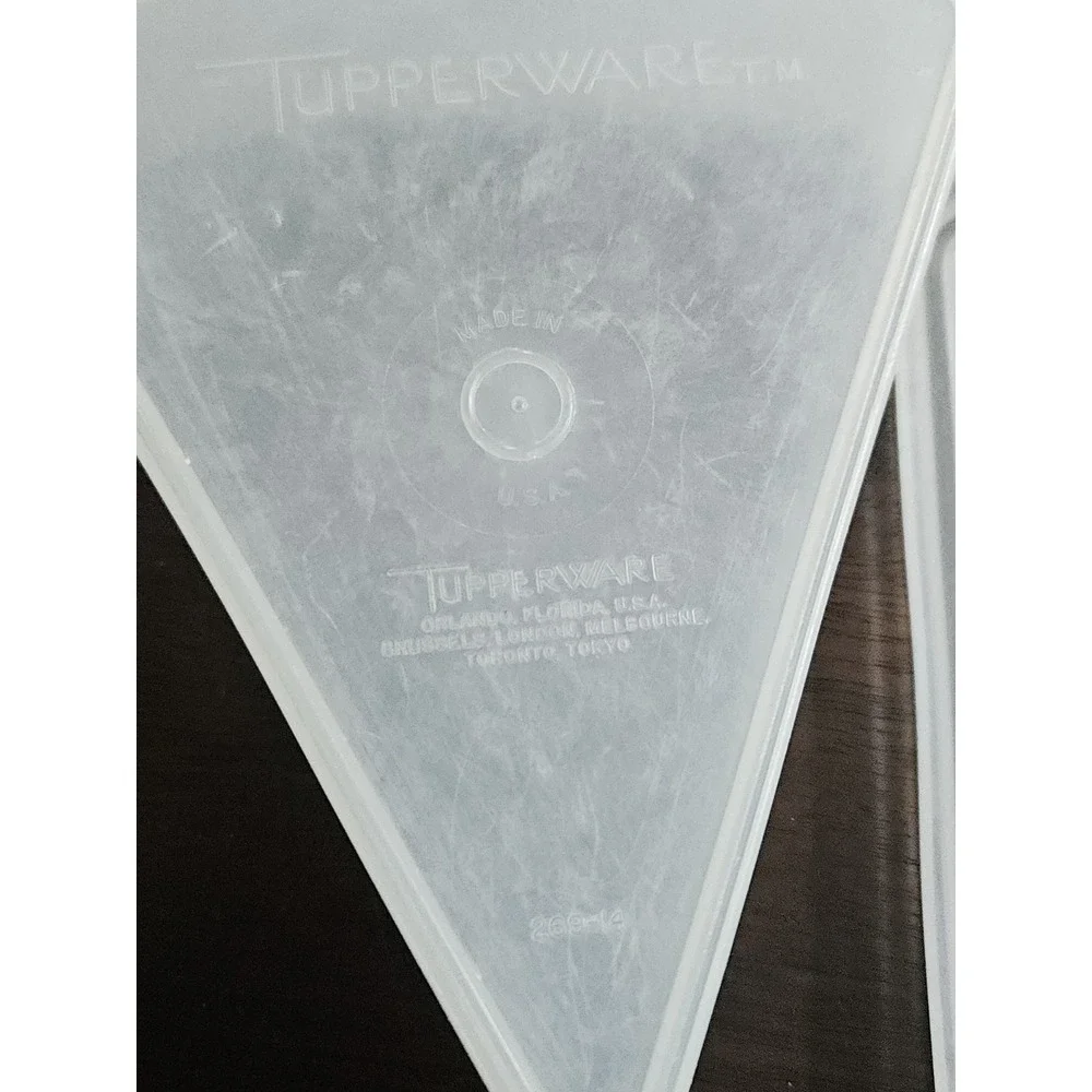 TUPPERWARE Vintage PIE SLICE WEDGE KEEPER # 269 Millionaire‎ Line Tupper